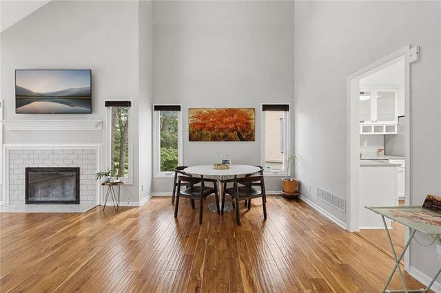 6204 W 126th Street, Overland Park, KS 66209