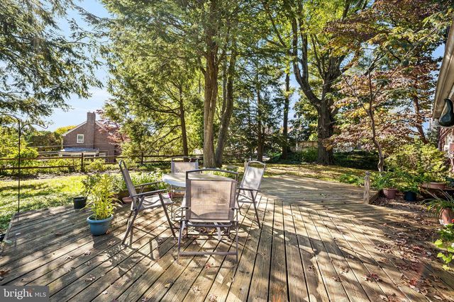 320 OLD FARM RD, Wyncote, PA 19095