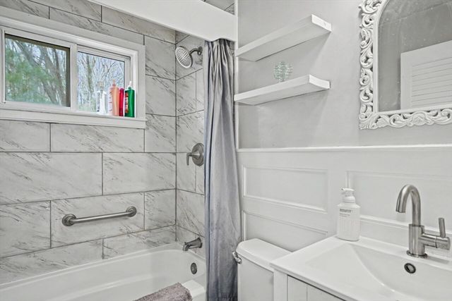 30 Birch Hill Rd, Ashland, MA 01721