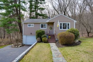 30 Birch Hill Rd, Ashland, MA 01721