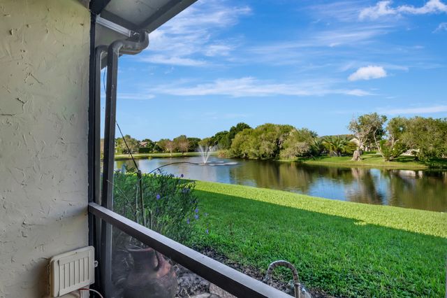 10321 Hidden Springs Court, Boca Raton, FL 33498