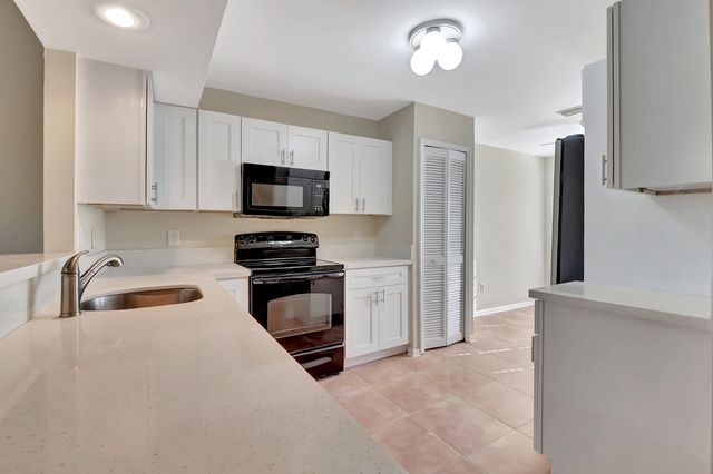 10321 Hidden Springs Court, Boca Raton, FL 33498