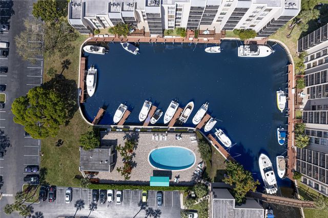 6 Royal Palm Way 211, Boca Raton, FL 33432