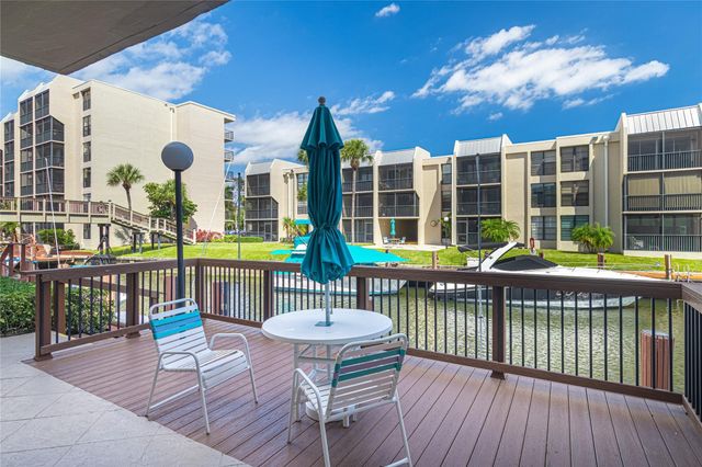 6 Royal Palm Way 211, Boca Raton, FL 33432