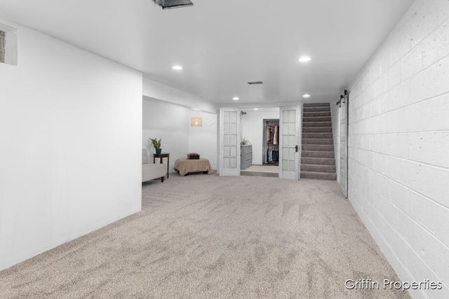 3020 Cascade Road, Grand Rapids, MI 49506