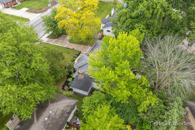 3020 Cascade Road, Grand Rapids, MI 49506