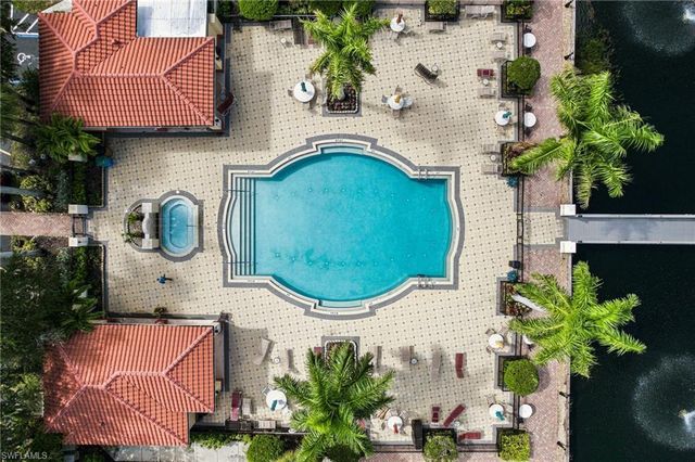 20131 Estero Gardens CIR 207, Estero, FL 33928
