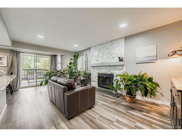 17652 E Loyola Dr 2031R, Aurora, CO 80013