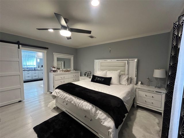 249 Hershal LN, Cedar Creek, TX 78612