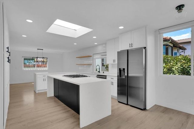 4612 Janet, San Diego, CA 92115