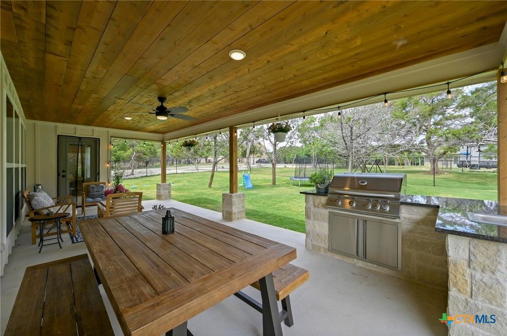 Image 23 of property listing at 16240 Toby Court, Temple, TX 76502
