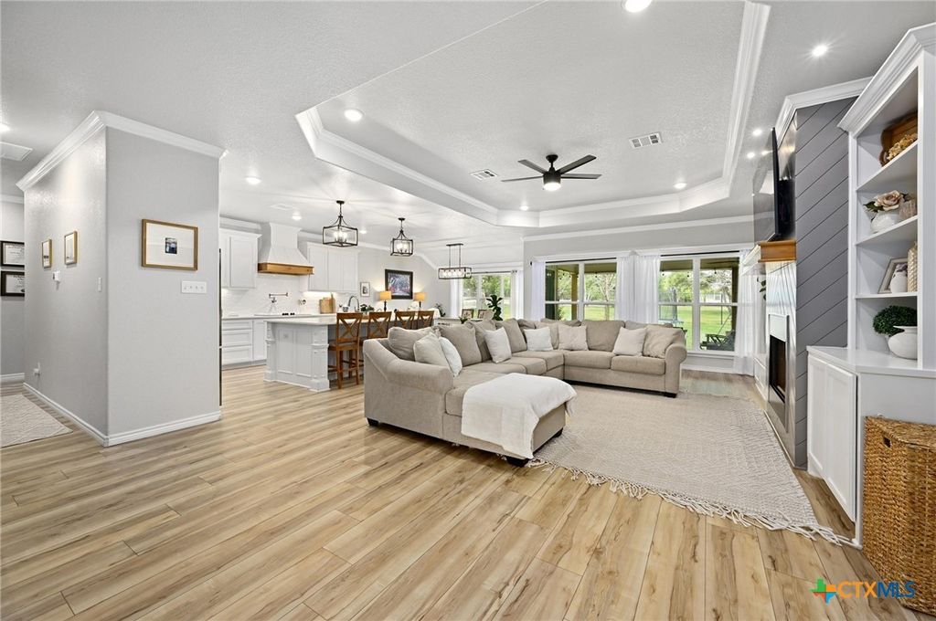 Image 5 of property listing at 16240 Toby Court, Temple, TX 76502