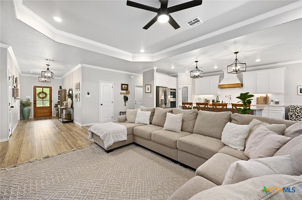 Image 7 of property listing at 16240 Toby Court, Temple, TX 76502
