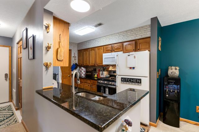 2229 Hedgerow Road, 2229B, Columbus, OH 43220