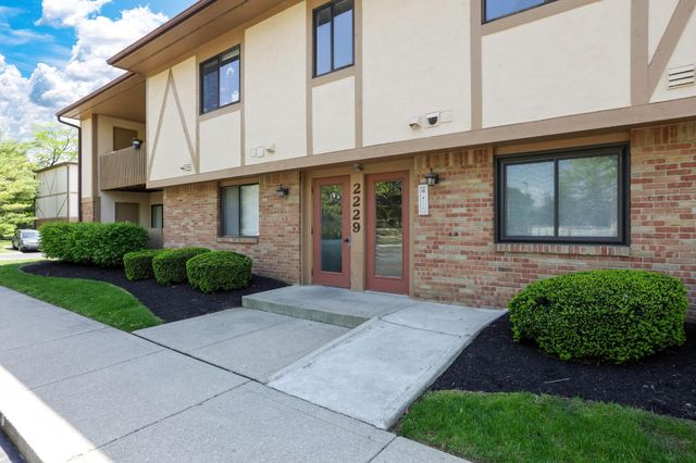 2229 Hedgerow Road, 2229B, Columbus, OH 43220