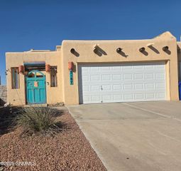 2187 Foxtail Pne Drive, Las Cruces, NM 88012