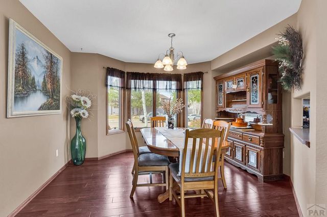 218 Alhambra Dr, Pueblo, CO 81005