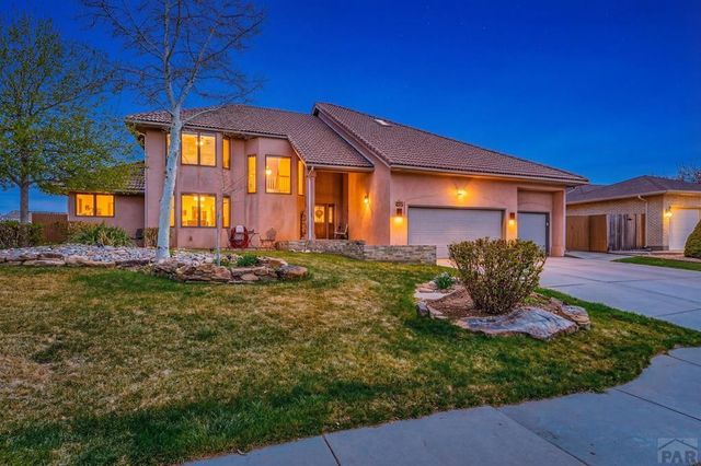 218 Alhambra Dr, Pueblo, CO 81005