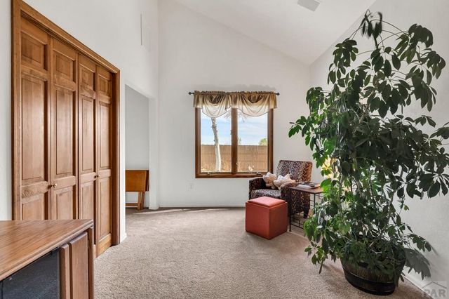 218 Alhambra Dr, Pueblo, CO 81005