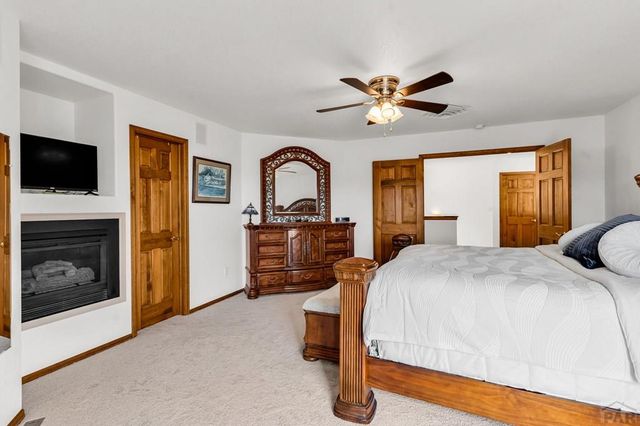 218 Alhambra Dr, Pueblo, CO 81005