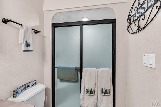 218 Alhambra Dr, Pueblo, CO 81005