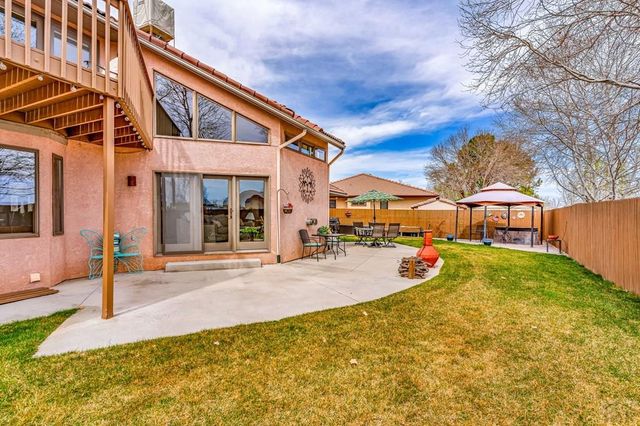 218 Alhambra Dr, Pueblo, CO 81005