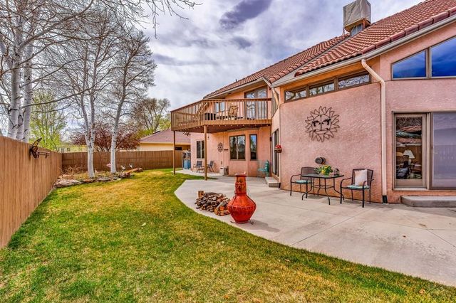 218 Alhambra Dr, Pueblo, CO 81005