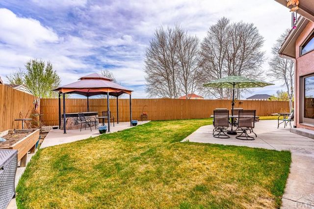 218 Alhambra Dr, Pueblo, CO 81005