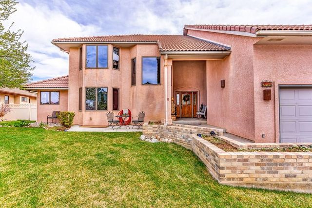 218 Alhambra Dr, Pueblo, CO 81005
