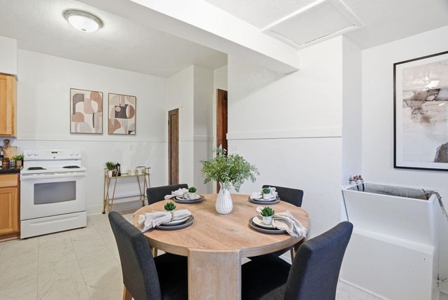 6104 N Stevens St, Spokane, WA 99205