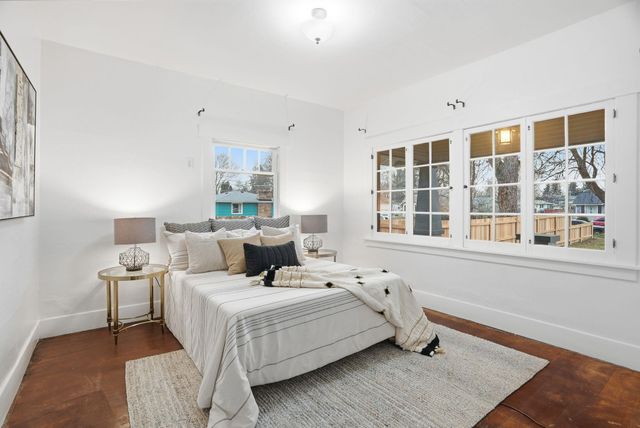 6104 N Stevens St, Spokane, WA 99205