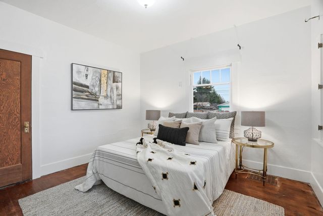 6104 N Stevens St, Spokane, WA 99205