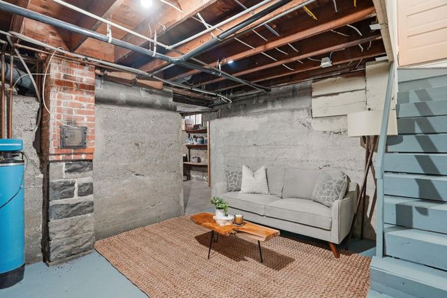 6104 N Stevens St, Spokane, WA 99205