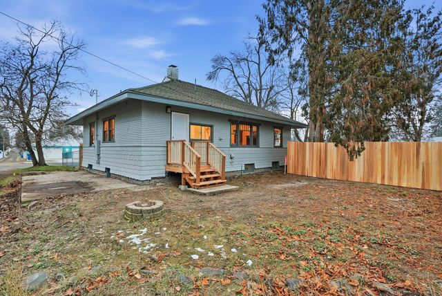 6104 N Stevens St, Spokane, WA 99205