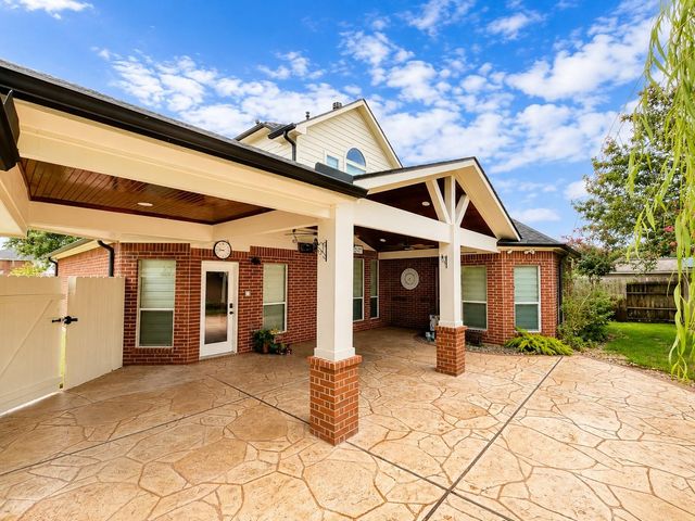 2521 Black Skimmer Court, League City, TX 77573
