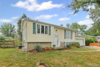 223 Bachman Lane, Godfrey, IL 62035