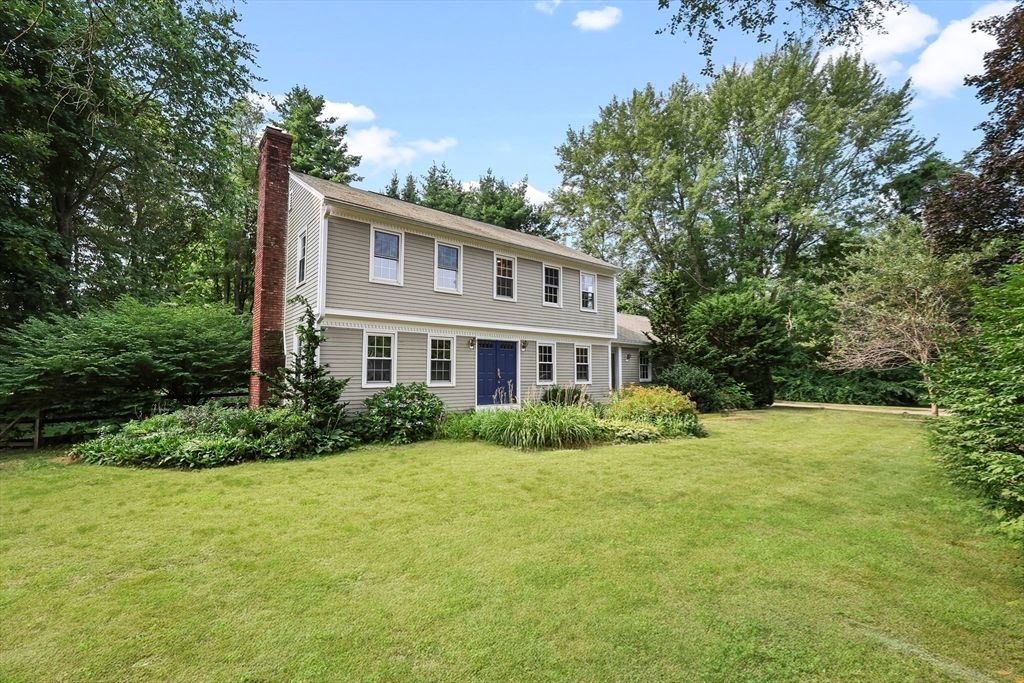 52 Coventry Lane, Longmeadow, MA 01106