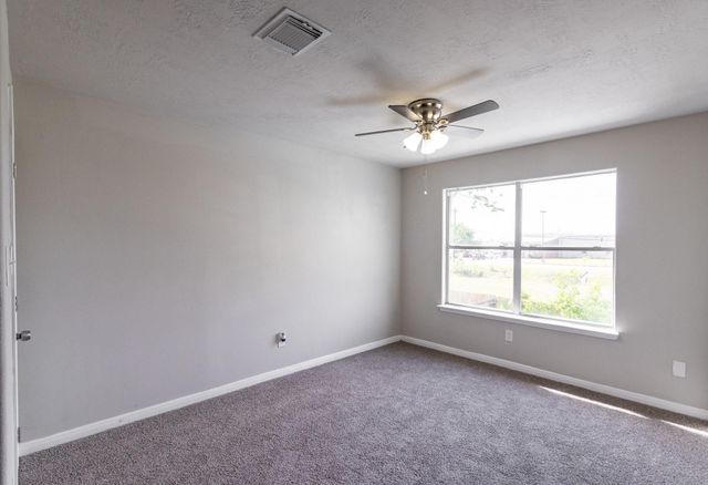 9515 Amberjack Drive, Texas City, TX 77591