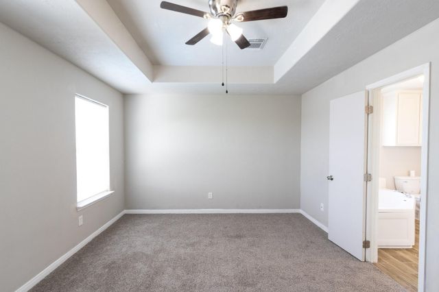 9515 Amberjack Drive, Texas City, TX 77591