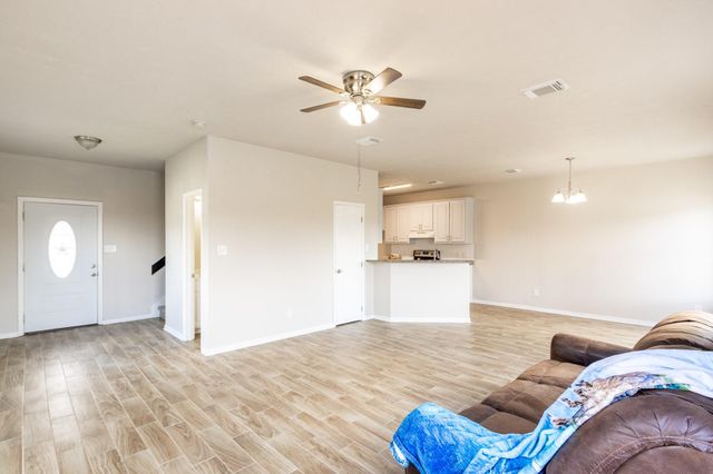 9515 Amberjack Drive, Texas City, TX 77591