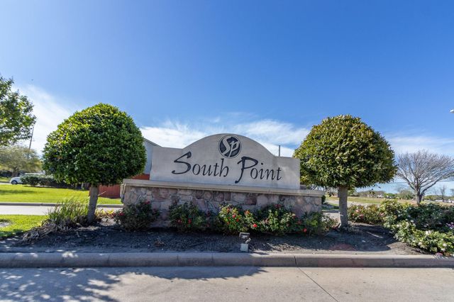 9515 Amberjack Drive, Texas City, TX 77591