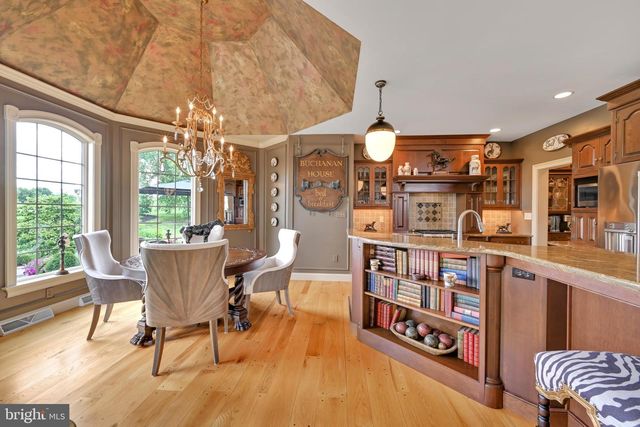 78 AUTUMN LEAF LN, Manheim, PA 17545
