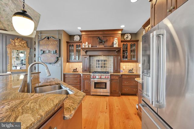78 AUTUMN LEAF LN, Manheim, PA 17545