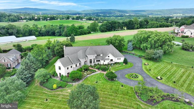 78 AUTUMN LEAF LN, Manheim, PA 17545