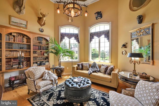 78 AUTUMN LEAF LN, Manheim, PA 17545