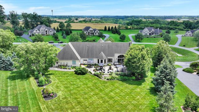 78 AUTUMN LEAF LN, Manheim, PA 17545