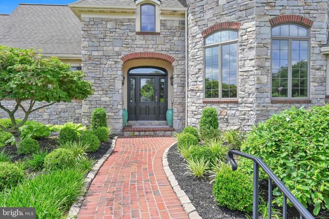 78 AUTUMN LEAF LN, Manheim, PA 17545