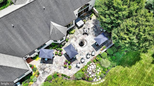 78 AUTUMN LEAF LN, Manheim, PA 17545