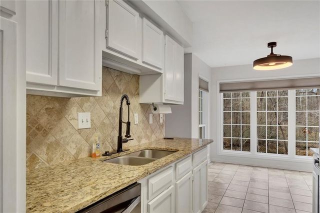 711 Glenleaf Drive, Peachtree Corners, GA 30092