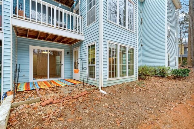711 Glenleaf Drive, Peachtree Corners, GA 30092